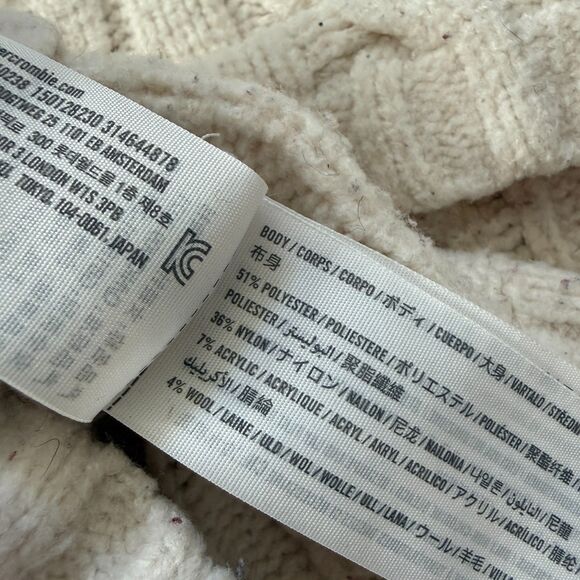 Abercrombie & Fitch Cream Wool Knit Cardigan Size Medium - Picture 6 of 6